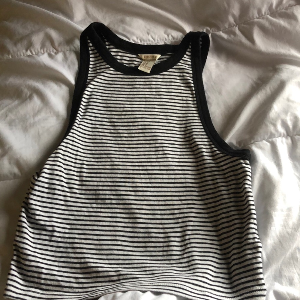 F21 Crop top